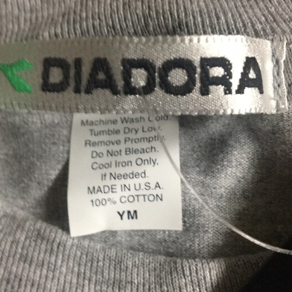 NWT Diadora Long sleeve Youth Grey Shirt Medium - Picture 2 of 5